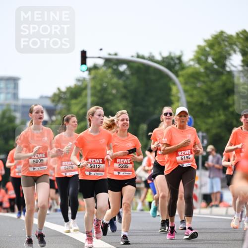 15.06.2025 - REWE Women's Run Dr. Thomas Lammeyer http://msf.ph/oto/7978812 15.06.2025 10:44:05 Laufen 5009, 5279, 5012, 5205, 5195 meine-sportfotos.de