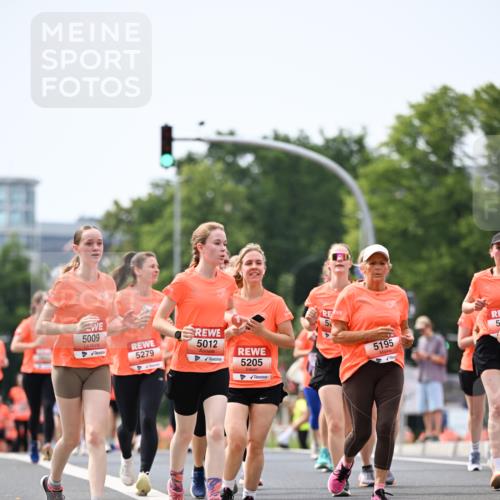 15.06.2025 - REWE Women's Run Dr. Thomas Lammeyer http://msf.ph/oto/7978815 15.06.2025 10:44:05 Laufen 5009, 5279, 5012, 5205, 5, 5195, 53 meine-sportfotos.de
