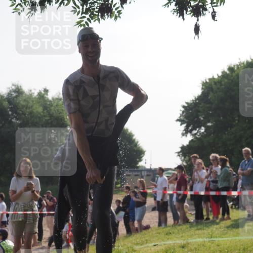 15.06.2025 - 27. Vierlanden-Triathlon KatJ http://msf.ph/oto/7978825 15.06.2025 08:41:19 Schwimmen 22, 109, 111, 129, 138, 147, 176 meine-sportfotos.de