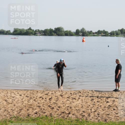 21.06.2025 - 27. Vierlanden-Triathlon MichiJ http://msf.ph/oto/7978849 15.06.2026 08:52:28 Schwimmen 163 meine-sportfotos.de