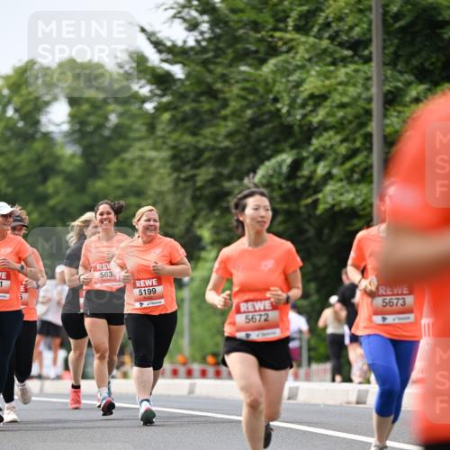 15.06.2025 - REWE Women's Run Dr. Thomas Lammeyer http://msf.ph/oto/7978956 15.06.2025 10:44:13 Laufen 563, 1, 5199, 5672, 5673 meine-sportfotos.de