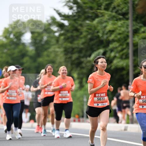 15.06.2025 - REWE Women's Run Dr. Thomas Lammeyer http://msf.ph/oto/7978962 15.06.2025 10:44:13 Laufen 6071, 5109, 5672 meine-sportfotos.de