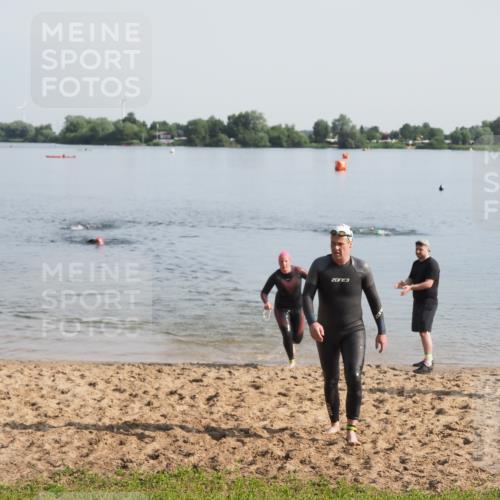 21.06.2025 - 27. Vierlanden-Triathlon MichiJ http://msf.ph/oto/7978978 15.06.2026 08:52:48 Schwimmen 98, 233 meine-sportfotos.de