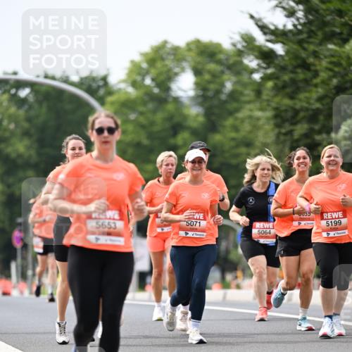 15.06.2025 - REWE Women's Run Dr. Thomas Lammeyer http://msf.ph/oto/7978979 15.06.2025 10:44:14 Laufen 5653, 5071, 5064, 35, 5199 meine-sportfotos.de