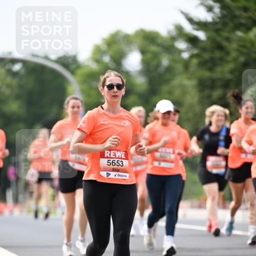 15.06.2025 - REWE Women's Run Dr. Thomas Lammeyer http://msf.ph/oto/7978990 15.06.2025 10:44:15 Laufen 5653 meine-sportfotos.de