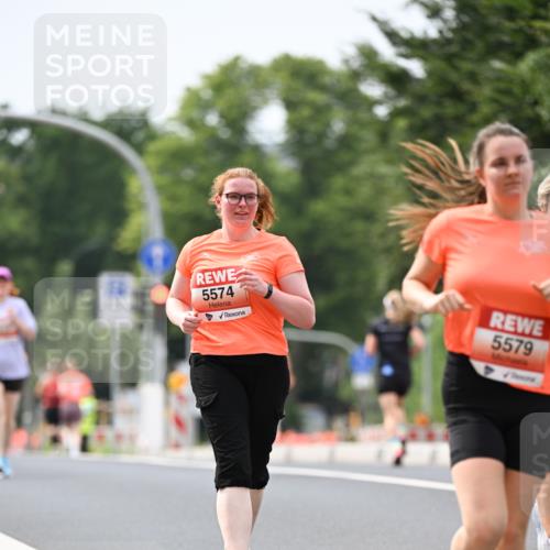 15.06.2025 - REWE Women's Run Dr. Thomas Lammeyer http://msf.ph/oto/7979050 15.06.2025 10:44:18 Laufen 5574, 5579 meine-sportfotos.de