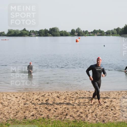 21.06.2025 - 27. Vierlanden-Triathlon MichiJ http://msf.ph/oto/7979052 15.06.2026 08:53:12 Schwimmen 133 meine-sportfotos.de