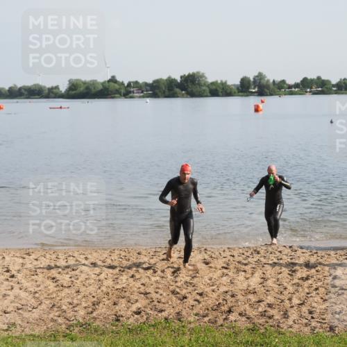 21.06.2025 - 27. Vierlanden-Triathlon MichiJ http://msf.ph/oto/7979070 15.06.2026 08:53:20 Schwimmen 133, 162, 169 meine-sportfotos.de