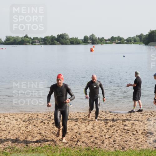 21.06.2025 - 27. Vierlanden-Triathlon MichiJ http://msf.ph/oto/7979093 15.06.2026 08:53:22 Schwimmen 162, 169 meine-sportfotos.de