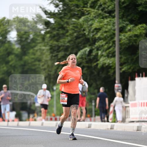 15.06.2025 - REWE Women's Run Dr. Thomas Lammeyer http://msf.ph/oto/7979119 15.06.2025 10:44:22 Laufen 5329 meine-sportfotos.de