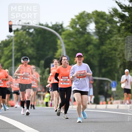 15.06.2025 - REWE Women's Run Dr. Thomas Lammeyer http://msf.ph/oto/7979140 15.06.2025 10:44:23 Laufen 5120, 5637 meine-sportfotos.de
