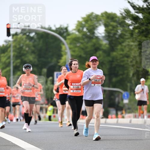 15.06.2025 - REWE Women's Run Dr. Thomas Lammeyer http://msf.ph/oto/7979148 15.06.2025 10:44:23 Laufen 5294, 5604, 5120, 5637 meine-sportfotos.de