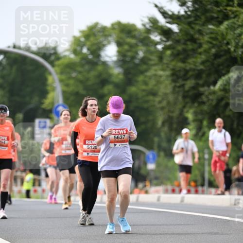 15.06.2025 - REWE Women's Run Dr. Thomas Lammeyer http://msf.ph/oto/7979160 15.06.2025 10:44:24 Laufen 5120, 54, 5637 meine-sportfotos.de