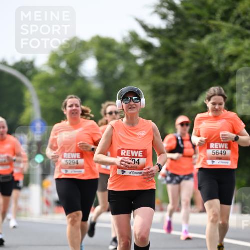 15.06.2025 - REWE Women's Run Dr. Thomas Lammeyer http://msf.ph/oto/7979258 15.06.2025 10:44:30 Laufen 04, 5649, 5294 meine-sportfotos.de
