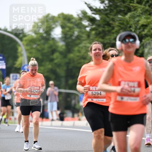 15.06.2025 - REWE Women's Run Dr. Thomas Lammeyer http://msf.ph/oto/7979283 15.06.2025 10:44:31 Laufen 60, 624, 5294 meine-sportfotos.de