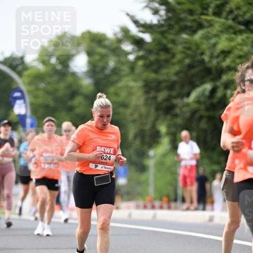 15.06.2025 - REWE Women's Run Dr. Thomas Lammeyer http://msf.ph/oto/7979299 15.06.2025 10:44:32 Laufen  meine-sportfotos.de
