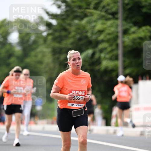 15.06.2025 - REWE Women's Run Dr. Thomas Lammeyer http://msf.ph/oto/7979336 15.06.2025 10:44:34 Laufen 5624 meine-sportfotos.de