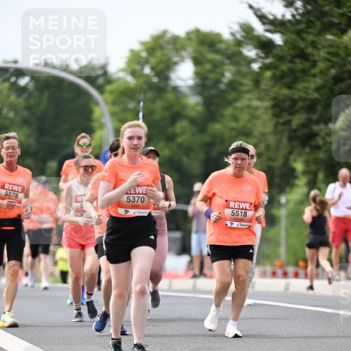 15.06.2025 - REWE Women's Run Dr. Thomas Lammeyer http://msf.ph/oto/7979352 15.06.2025 10:44:34 Laufen 5578, 5370, 00, 5518 meine-sportfotos.de