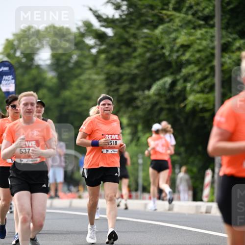 15.06.2025 - REWE Women's Run Dr. Thomas Lammeyer http://msf.ph/oto/7979369 15.06.2025 10:44:35 Laufen 537, 518 meine-sportfotos.de