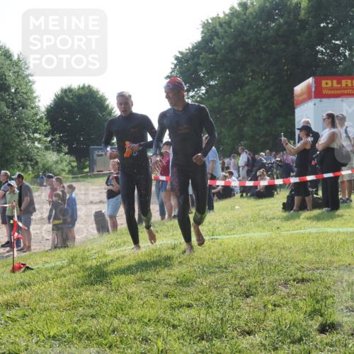 15.06.2025 - 27. Vierlanden-Triathlon KatJ http://msf.ph/oto/7979410 15.06.2025 08:43:23 Schwimmen 11, 102, 139, 148 meine-sportfotos.de