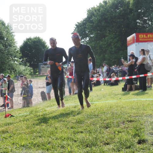 15.06.2025 - 27. Vierlanden-Triathlon KatJ http://msf.ph/oto/7979415 15.06.2025 08:43:23 Schwimmen 11, 102, 139, 148 meine-sportfotos.de