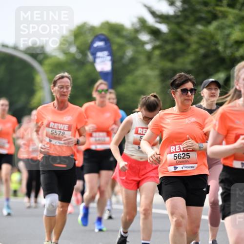 15.06.2025 - REWE Women's Run Dr. Thomas Lammeyer http://msf.ph/oto/7979427 15.06.2025 10:44:37 Laufen 5578, 5625 meine-sportfotos.de