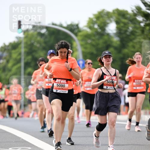 15.06.2025 - REWE Women's Run Dr. Thomas Lammeyer http://msf.ph/oto/7979540 15.06.2025 10:44:43 Laufen 5090, 5084 meine-sportfotos.de