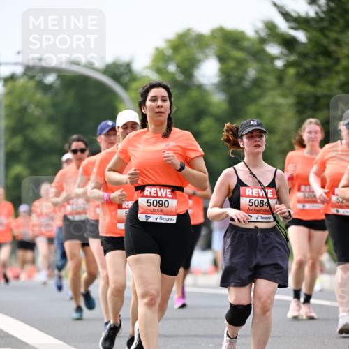 15.06.2025 - REWE Women's Run Dr. Thomas Lammeyer http://msf.ph/oto/7979568 15.06.2025 10:44:44 Laufen 5090, 5084, 5206, 521 meine-sportfotos.de
