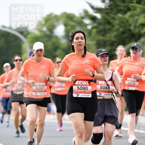 15.06.2025 - REWE Women's Run Dr. Thomas Lammeyer http://msf.ph/oto/7979584 15.06.2025 10:44:45 Laufen 5090, 5084, 5275, 5297 meine-sportfotos.de