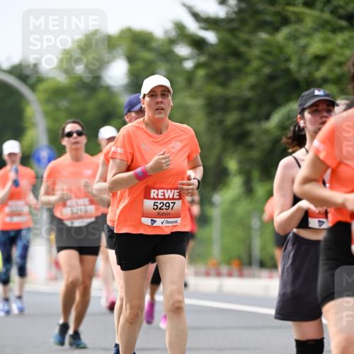 15.06.2025 - REWE Women's Run Dr. Thomas Lammeyer http://msf.ph/oto/7979611 15.06.2025 10:44:46 Laufen 6216, 5297 meine-sportfotos.de