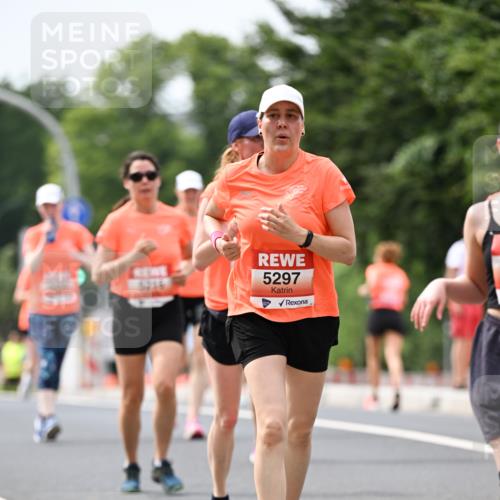15.06.2025 - REWE Women's Run Dr. Thomas Lammeyer http://msf.ph/oto/7979625 15.06.2025 10:44:46 Laufen 6216, 5297 meine-sportfotos.de
