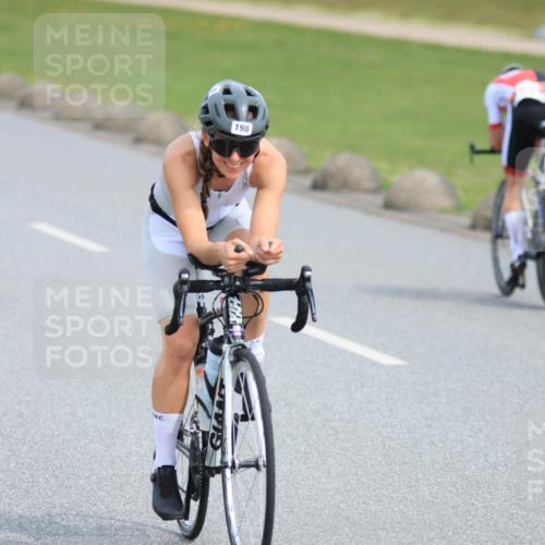 15.06.2025 - 27. Vierlanden-Triathlon H.Heesch http://msf.ph/oto/7979640 15.06.2025 10:34:41 Radfahren 104, 116, 198 meine-sportfotos.de