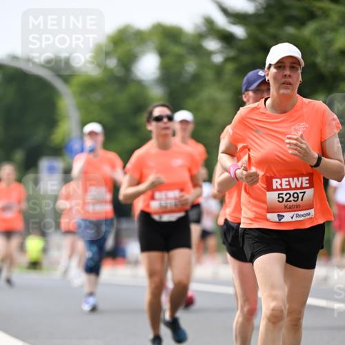 15.06.2025 - REWE Women's Run Dr. Thomas Lammeyer http://msf.ph/oto/7979642 15.06.2025 10:44:47 Laufen 5297 meine-sportfotos.de