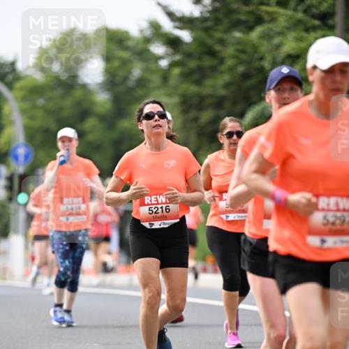 15.06.2025 - REWE Women's Run Dr. Thomas Lammeyer http://msf.ph/oto/7979652 15.06.2025 10:44:47 Laufen 5216 meine-sportfotos.de