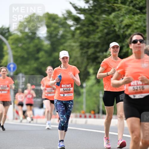 15.06.2025 - REWE Women's Run Dr. Thomas Lammeyer http://msf.ph/oto/7979685 15.06.2025 10:44:49 Laufen 5459, 5216 meine-sportfotos.de