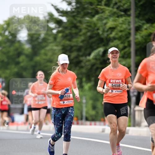 15.06.2025 - REWE Women's Run Dr. Thomas Lammeyer http://msf.ph/oto/7979705 15.06.2025 10:44:49 Laufen 459, 5458 meine-sportfotos.de