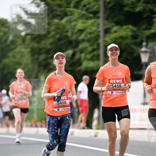 15.06.2025 - REWE Women's Run Dr. Thomas Lammeyer http://msf.ph/oto/7979737 15.06.2025 10:44:50 Laufen 5223, 5459, 5458 meine-sportfotos.de