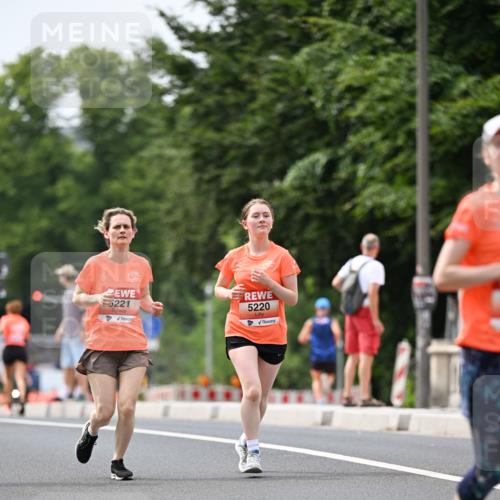 15.06.2025 - REWE Women's Run Dr. Thomas Lammeyer http://msf.ph/oto/7979759 15.06.2025 10:44:52 Laufen 221, 5220 meine-sportfotos.de