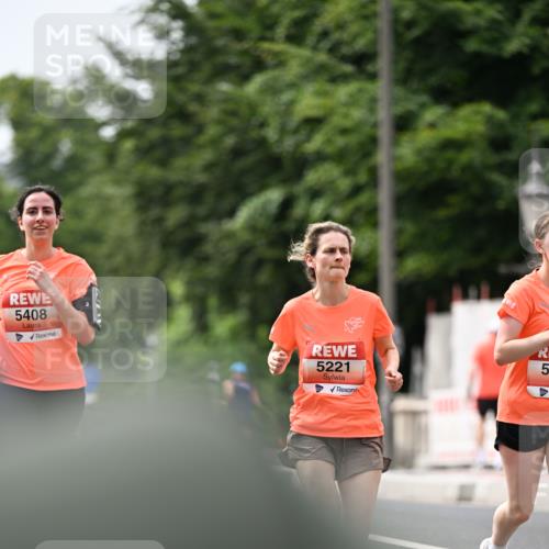15.06.2025 - REWE Women's Run Dr. Thomas Lammeyer http://msf.ph/oto/7979809 15.06.2025 10:44:54 Laufen 9, 5408, 5221, 5 meine-sportfotos.de