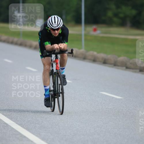 15.06.2025 - 27. Vierlanden-Triathlon H.Heesch http://msf.ph/oto/7979832 15.06.2025 10:36:20 Radfahren 254, 285, 312, 531 meine-sportfotos.de