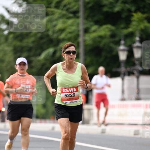 15.06.2025 - REWE Women's Run Dr. Thomas Lammeyer http://msf.ph/oto/7979908 15.06.2025 10:44:59 Laufen 567, 5226 meine-sportfotos.de