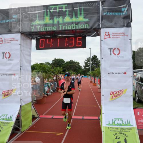 15.06.2025 - 7 Türme Triathlon Michael Strokosch http://msf.ph/oto/7979942 15.06.2025 14:11:36 Ziel 540, 543, 865 meine-sportfotos.de
