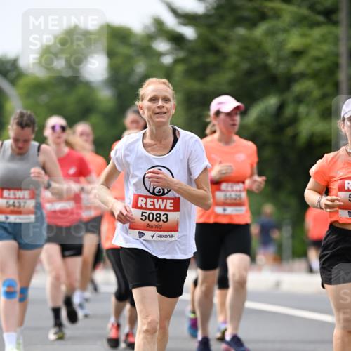 15.06.2025 - REWE Women's Run Dr. Thomas Lammeyer http://msf.ph/oto/7979944 15.06.2025 10:45:01 Laufen 5626, 5, 5437, 5083 meine-sportfotos.de