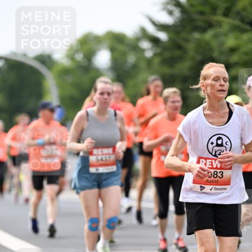 15.06.2025 - REWE Women's Run Dr. Thomas Lammeyer http://msf.ph/oto/7979970 15.06.2025 10:45:02 Laufen 5437, 83 meine-sportfotos.de