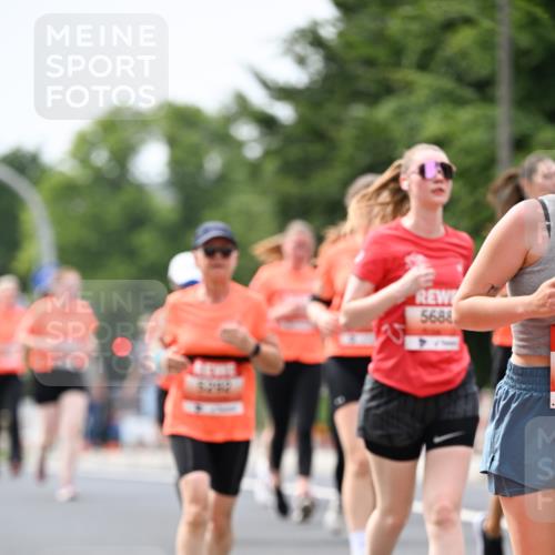15.06.2025 - REWE Women's Run Dr. Thomas Lammeyer http://msf.ph/oto/7980035 15.06.2025 10:45:04 Laufen 5688 meine-sportfotos.de