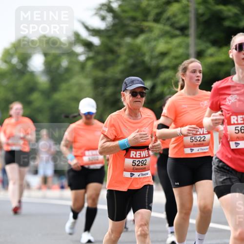 15.06.2025 - REWE Women's Run Dr. Thomas Lammeyer http://msf.ph/oto/7980061 15.06.2025 10:45:05 Laufen 5292, 5522, 56 meine-sportfotos.de