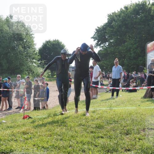 15.06.2025 - 27. Vierlanden-Triathlon KatJ http://msf.ph/oto/7980063 15.06.2025 08:44:09 Schwimmen 23, 97, 153, 174, 183 meine-sportfotos.de