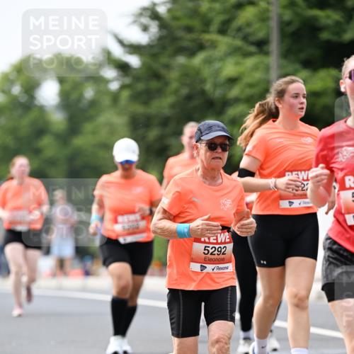 15.06.2025 - REWE Women's Run Dr. Thomas Lammeyer http://msf.ph/oto/7980065 15.06.2025 10:45:05 Laufen 5292 meine-sportfotos.de