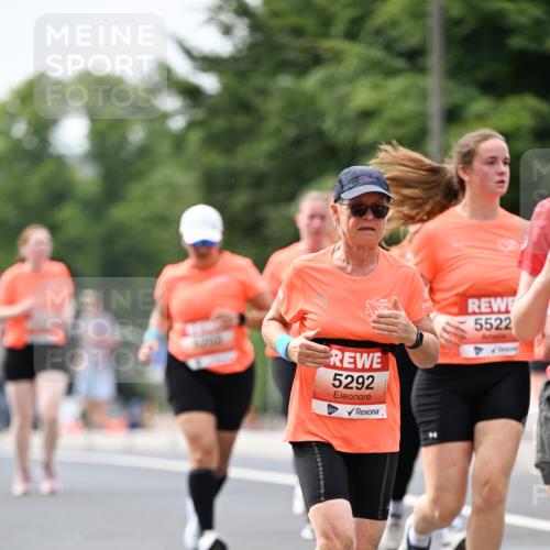 15.06.2025 - REWE Women's Run Dr. Thomas Lammeyer http://msf.ph/oto/7980069 15.06.2025 10:45:05 Laufen 5292, 5522 meine-sportfotos.de