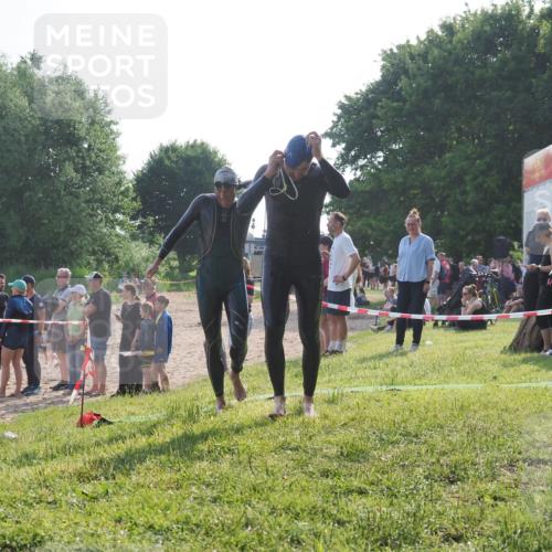 15.06.2025 - 27. Vierlanden-Triathlon KatJ http://msf.ph/oto/7980071 15.06.2025 08:44:09 Schwimmen 23, 97, 153, 174, 183 meine-sportfotos.de